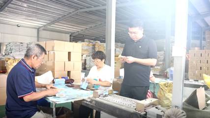 創業微山 小工廠，大貿易，飼料產業的突圍之路